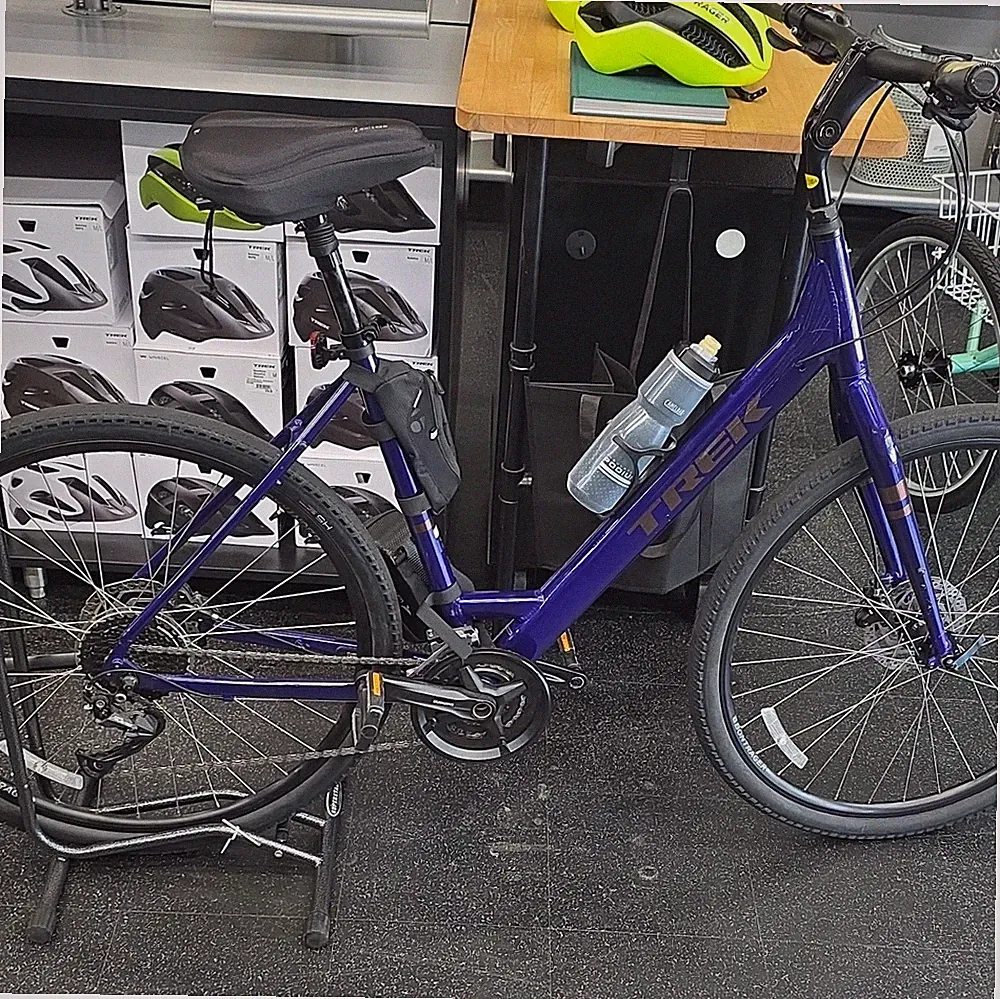 Aluminum Hybrid Bike